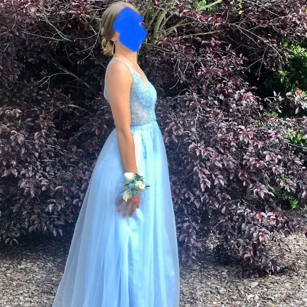 Blondie Nites by Stacy Sklar. Powder blue, size 5